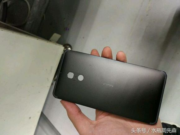 alleged-back-panel-of-an-upcoming-nokia-branded-android-phone-1